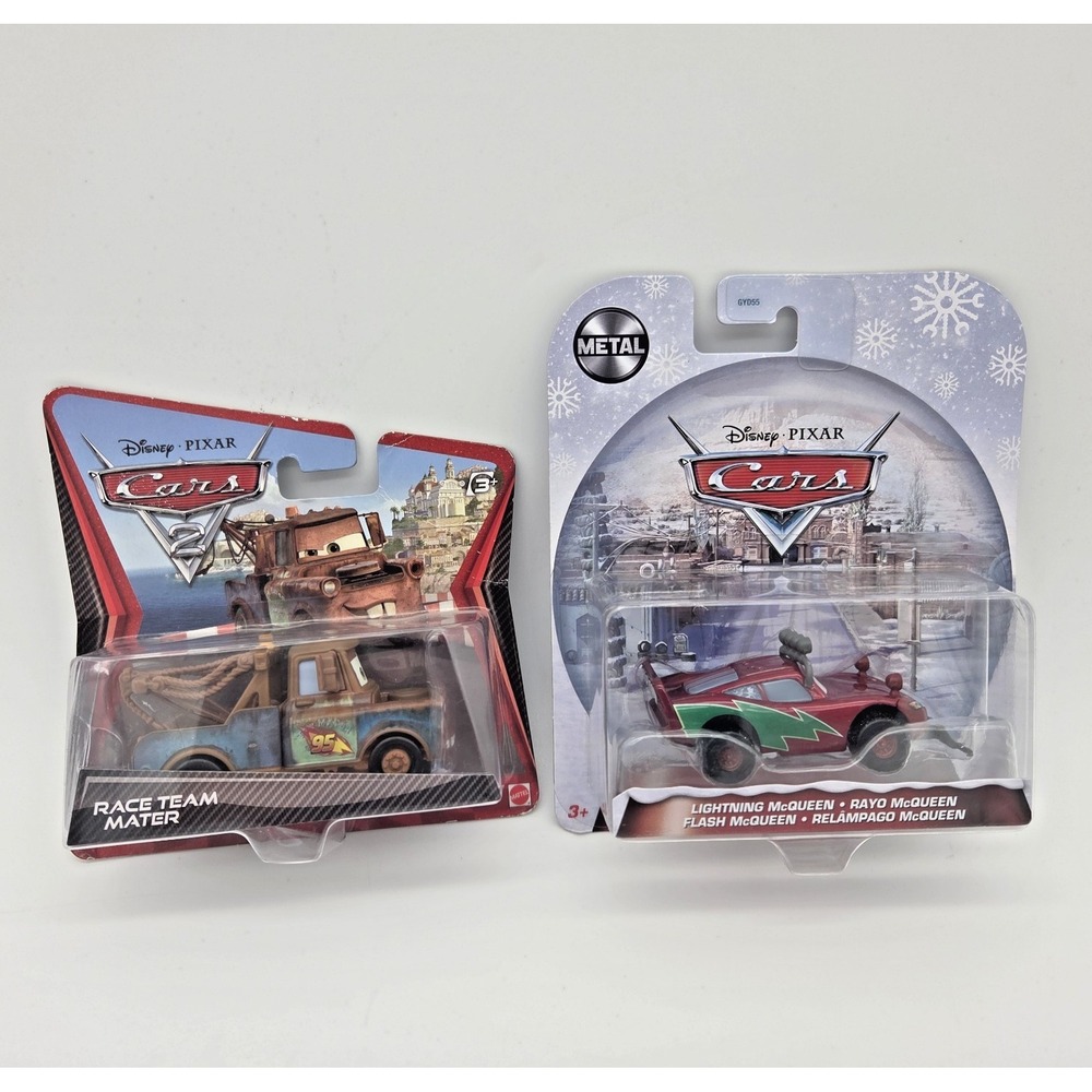 Disney Pixar Cars Winter Holiday X-Mas Lightning McQueen & Race Team Mater Lot